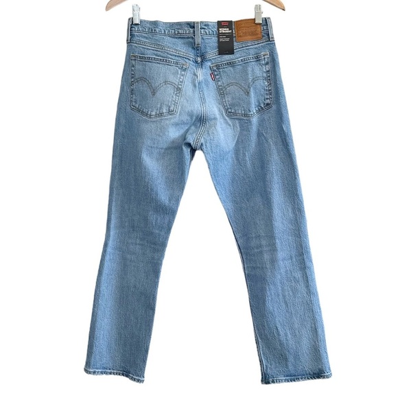 NWT, Free People X Levi, Wedgie Straight, Light Wash Jeans, Size 28 X 26 - Picture 2 of 6